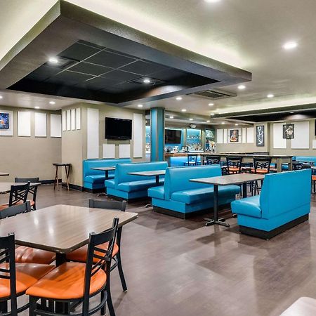 Clarion Inn & Suites Russellville I-40 Экстерьер фото