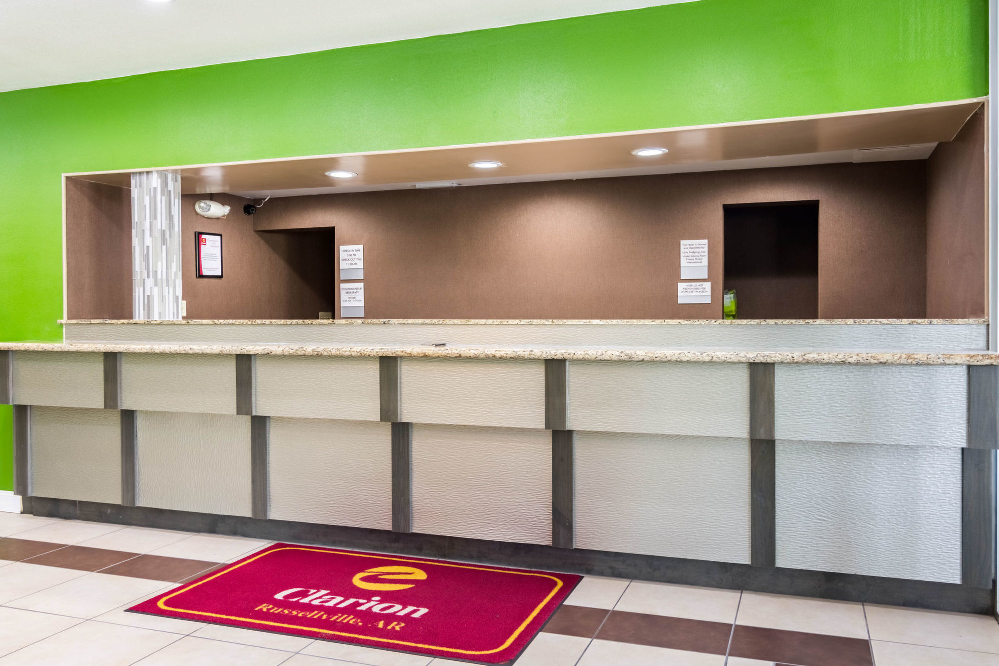 Clarion Inn & Suites Russellville I-40 Интерьер фото